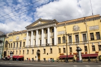 Невский проспект в Санкт-Петербурге