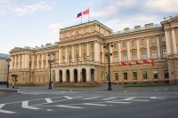 Экскурсии по дворцам и замкам в Санкт-Петербурге